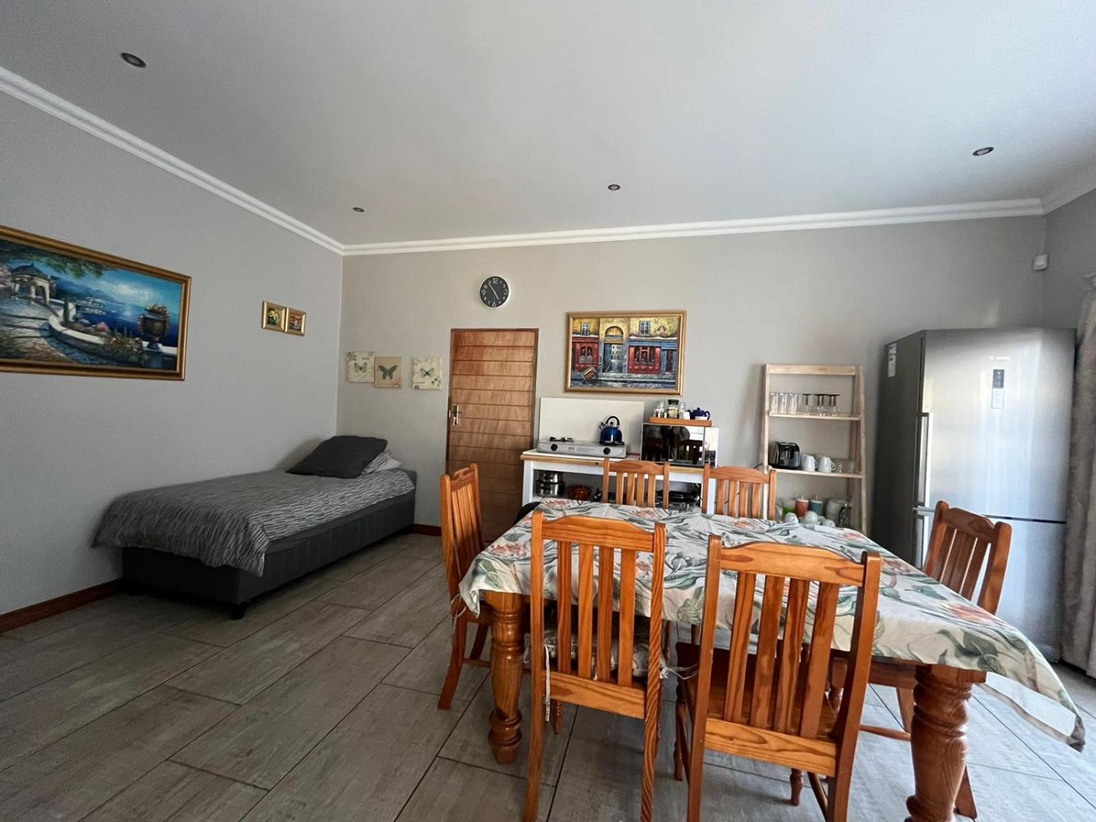 Douwe Cottages Претория Екстериор снимка